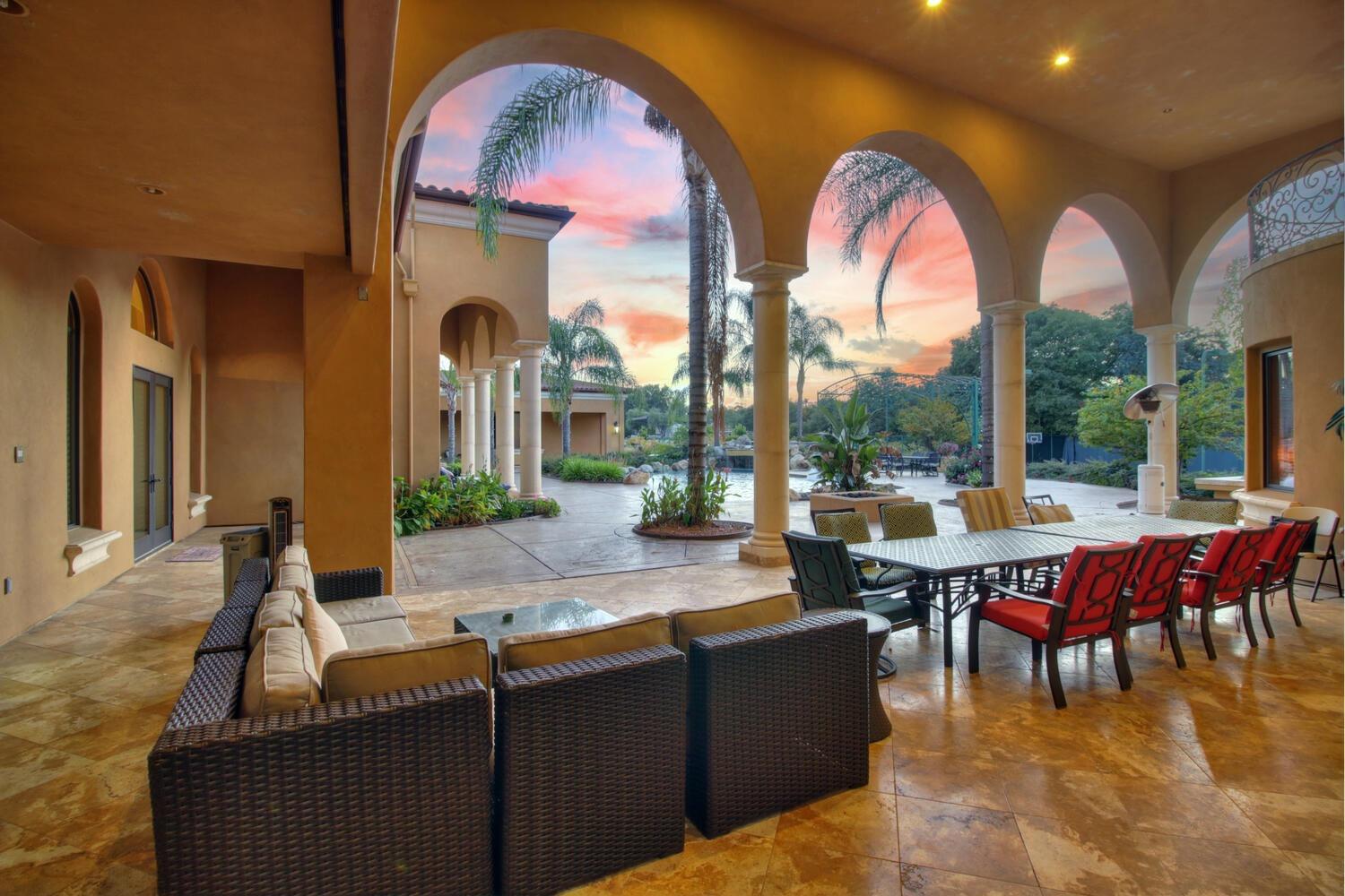 8815 Bella Terra Place