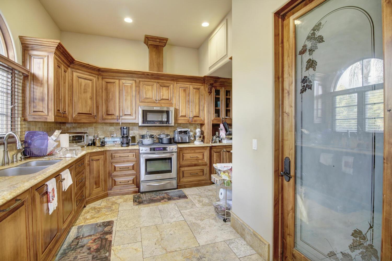 8815 Bella Terra Place