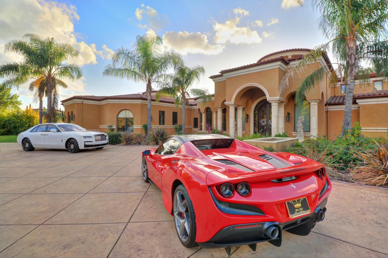 8815 Bella Terra Place