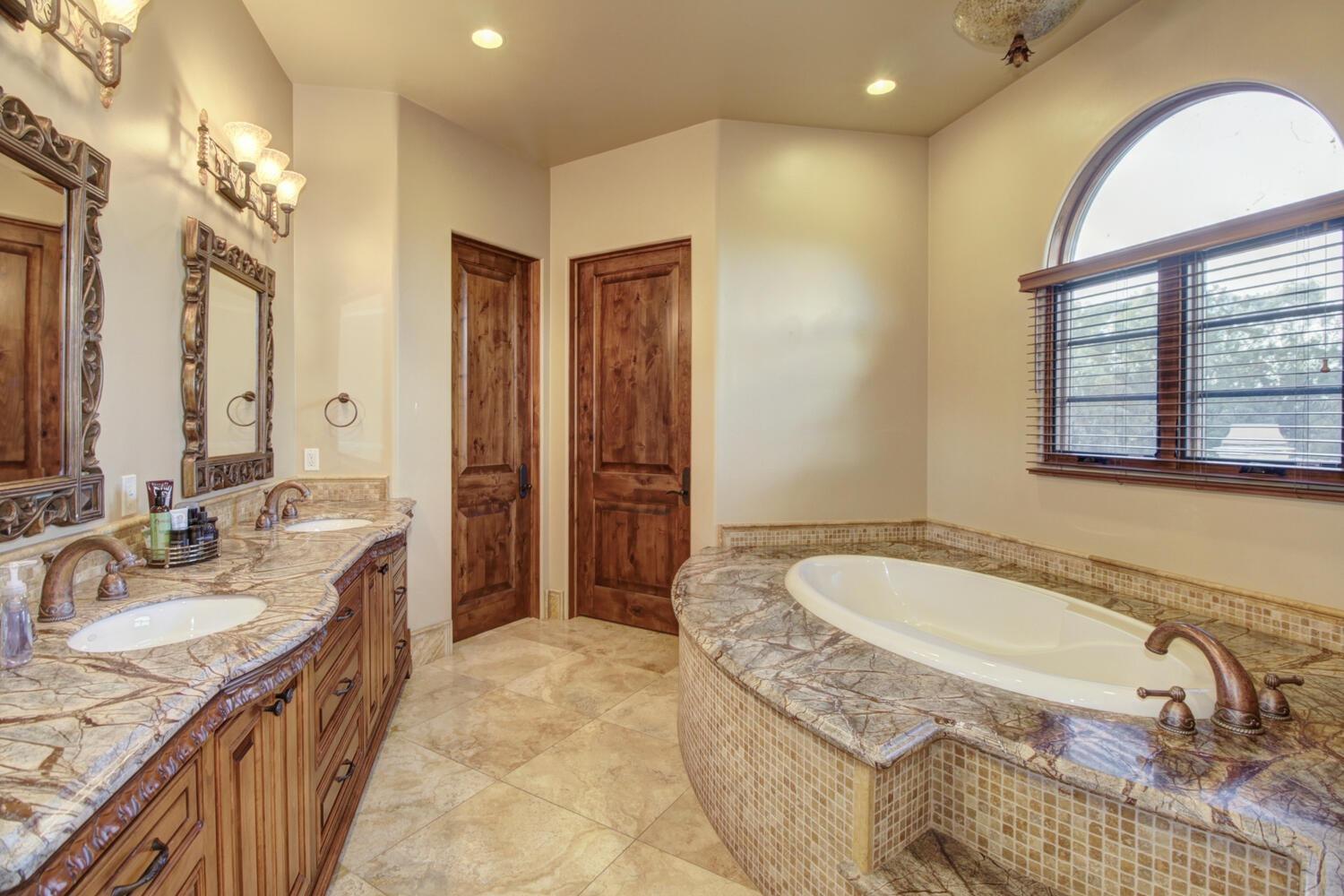 8815 Bella Terra Place