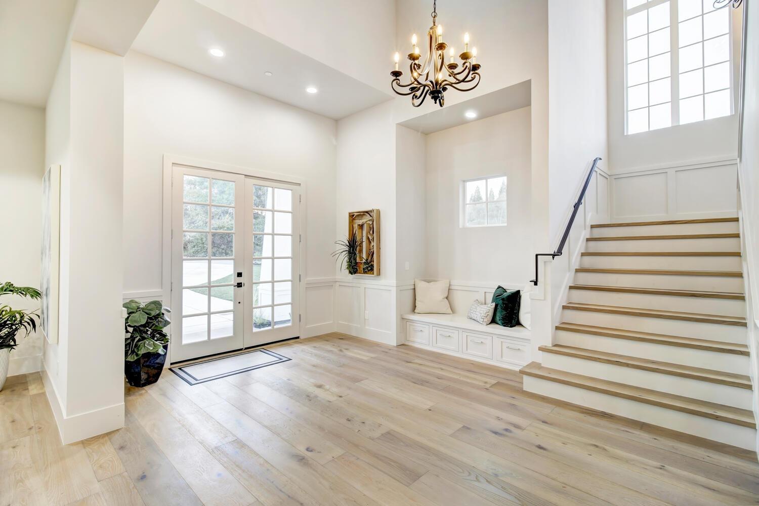 5500 Oakbrooke Court