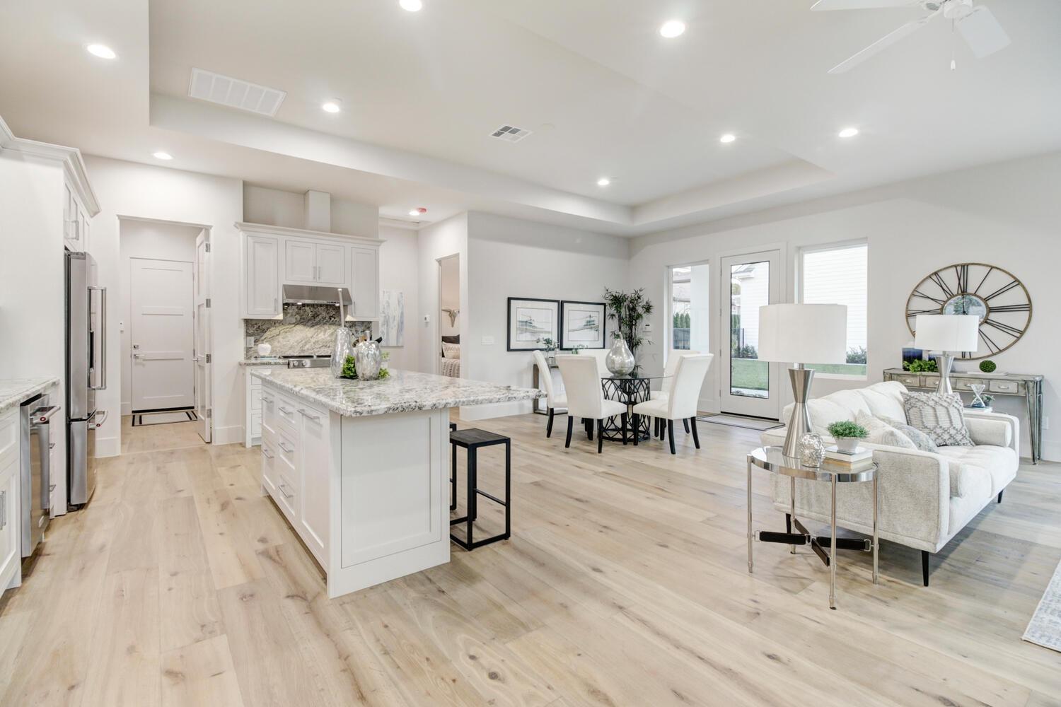 5500 Oakbrooke Court