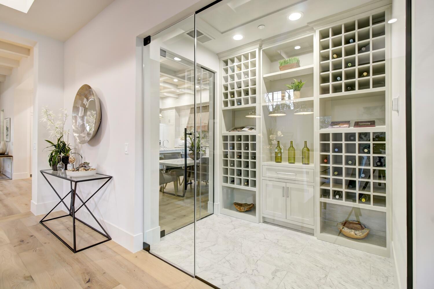 5500 Oakbrooke Court