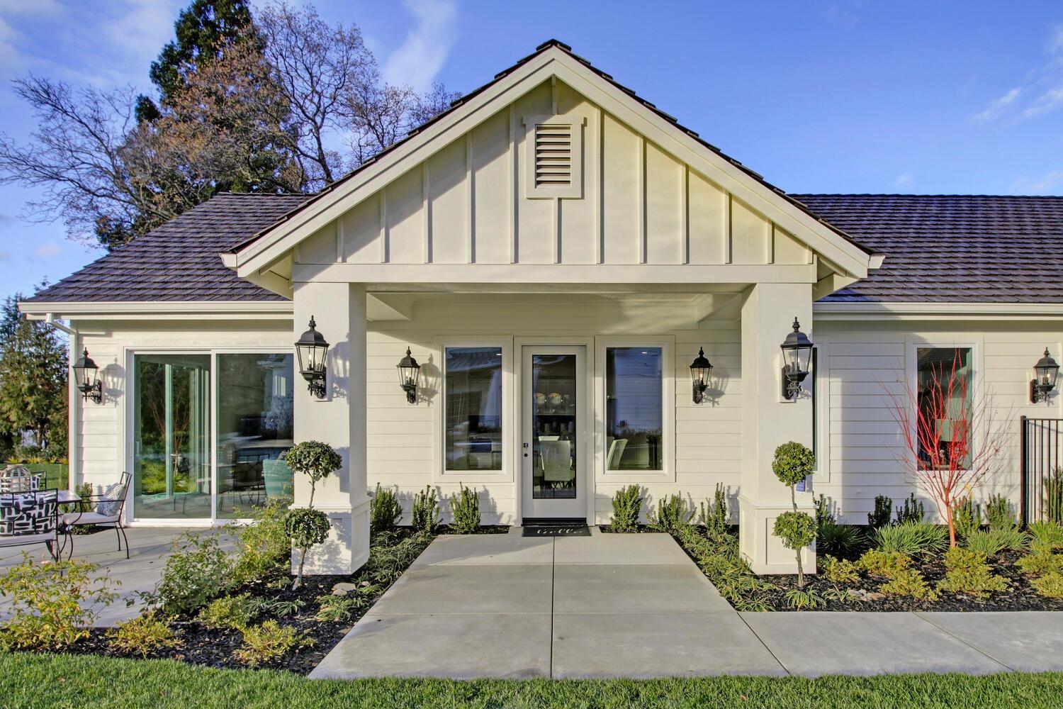 5500 Oakbrooke Court