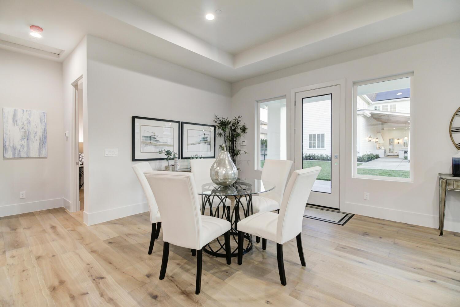 5500 Oakbrooke Court