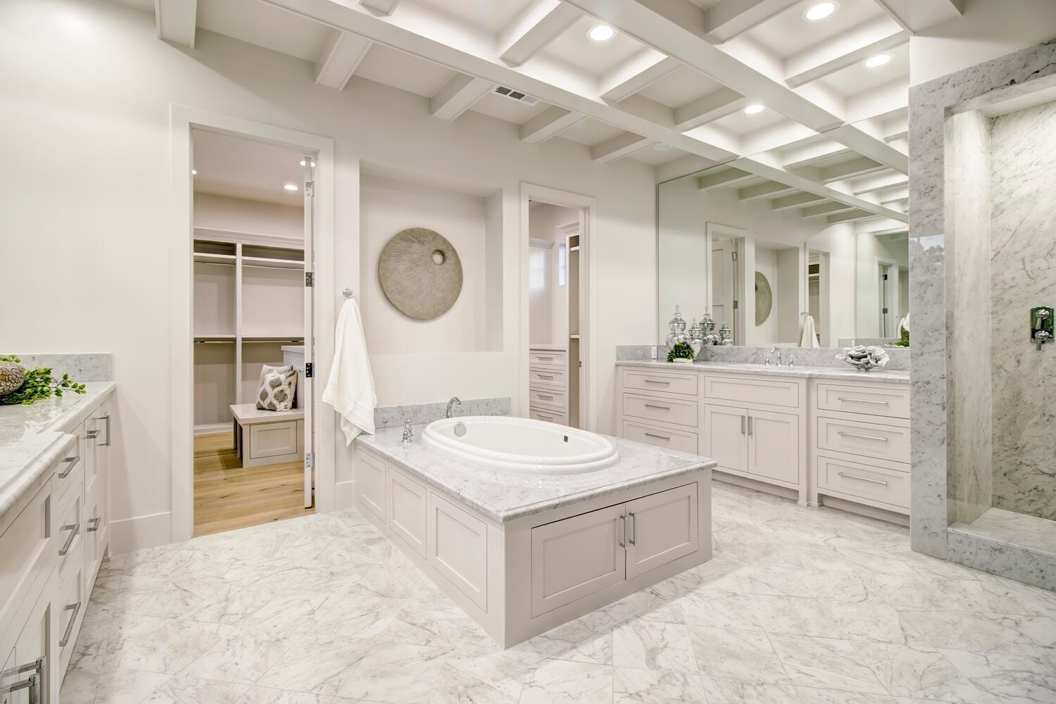 5500 Oakbrooke Court