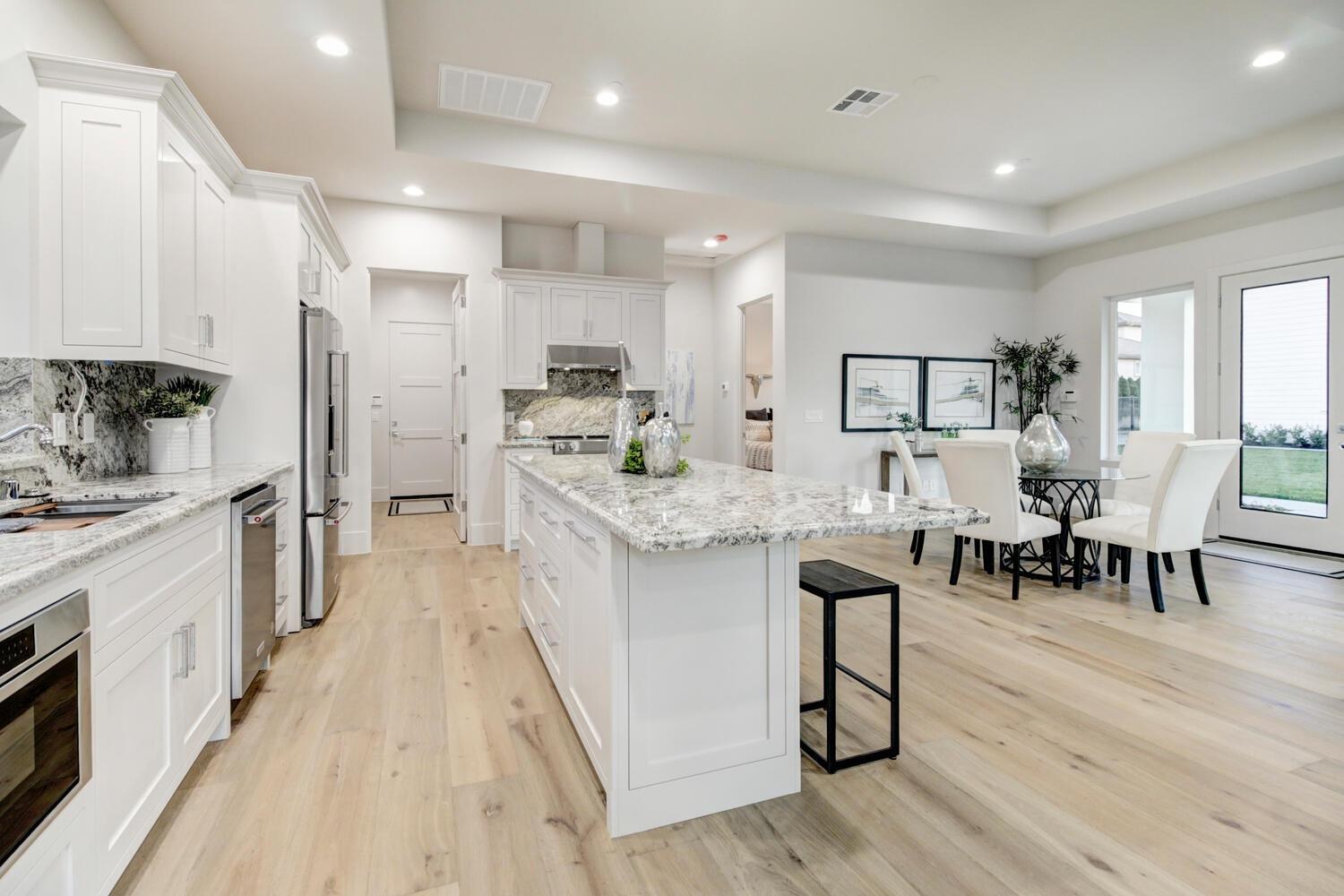 5500 Oakbrooke Court