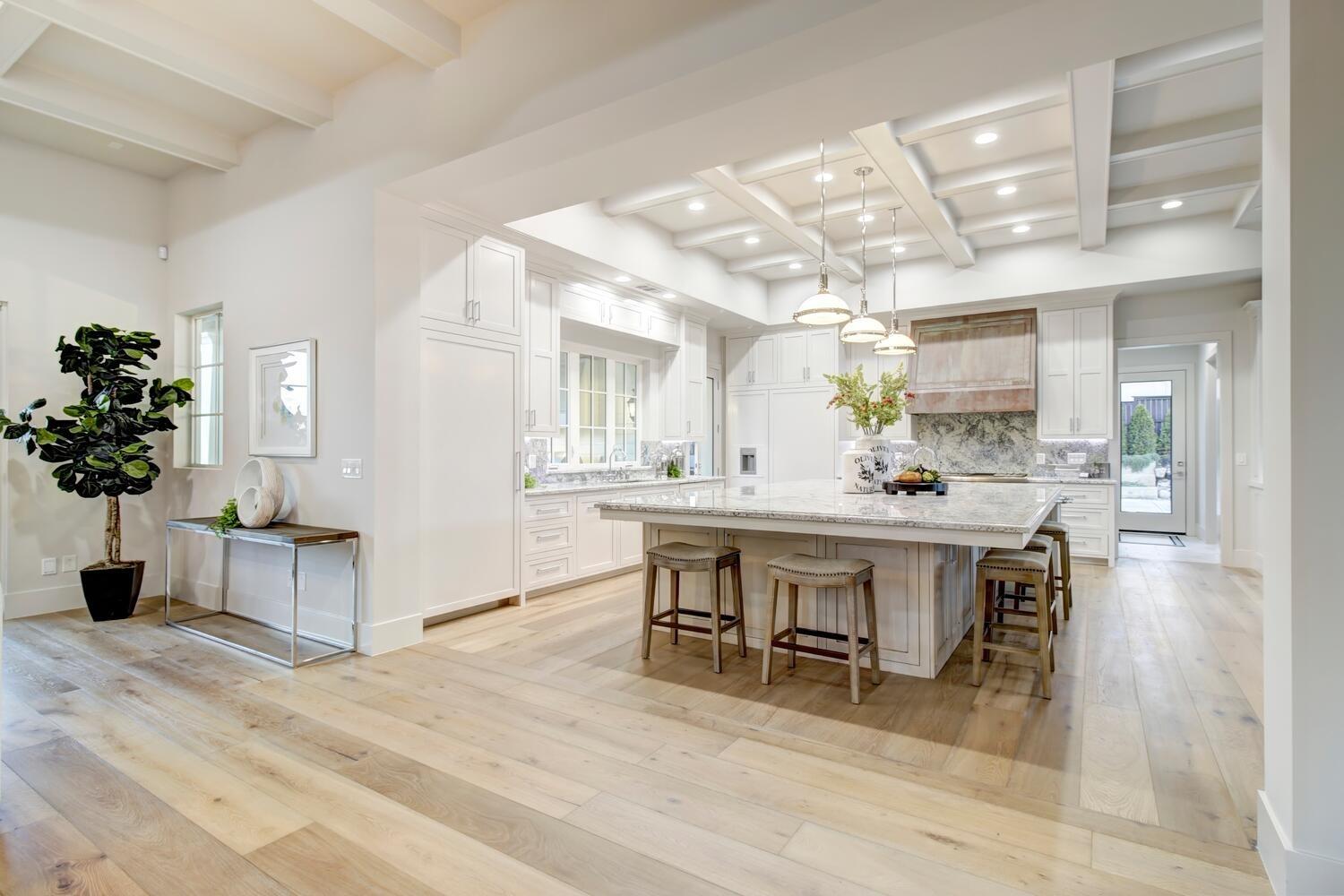 5500 Oakbrooke Court