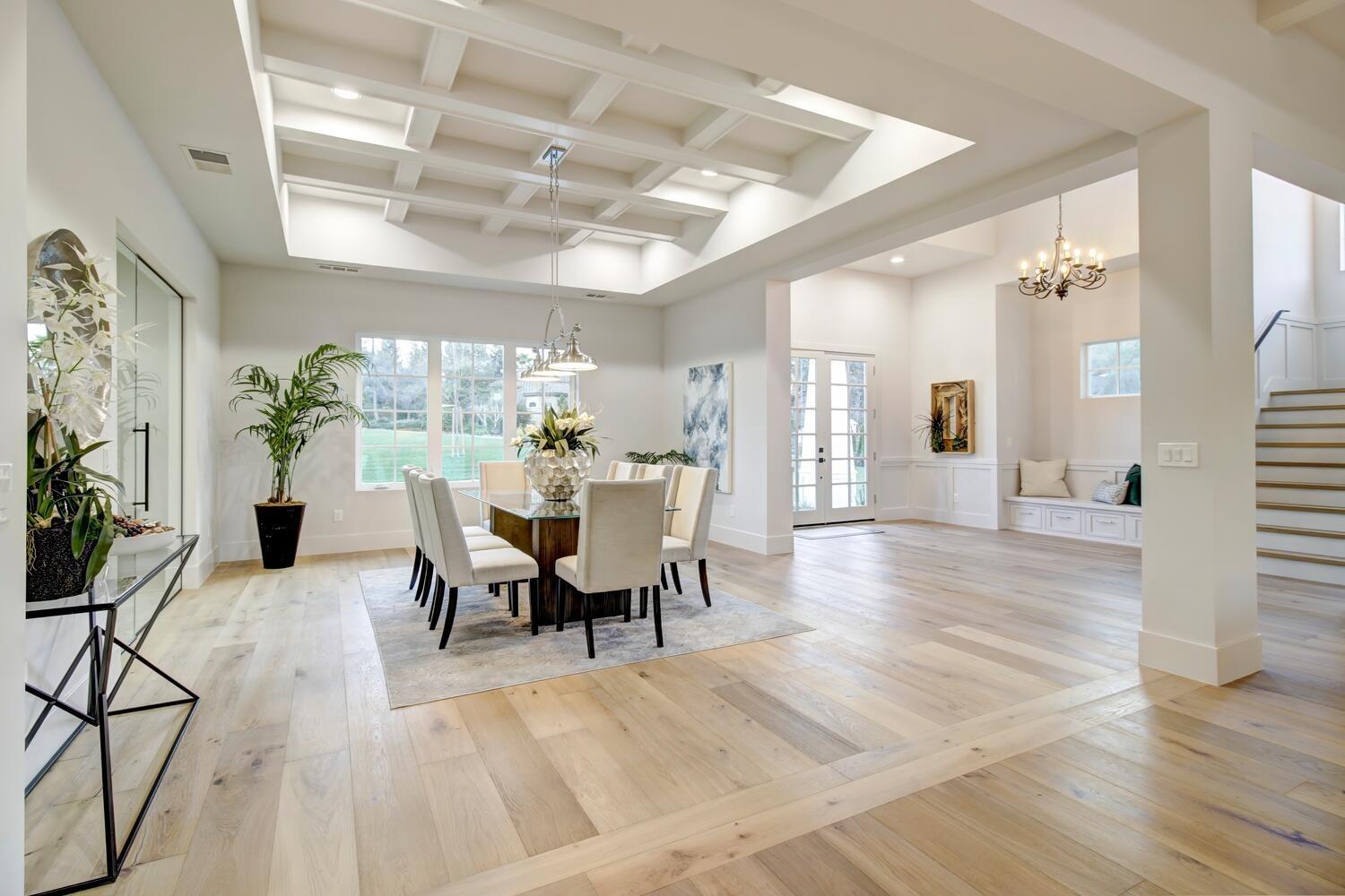 5500 Oakbrooke Court