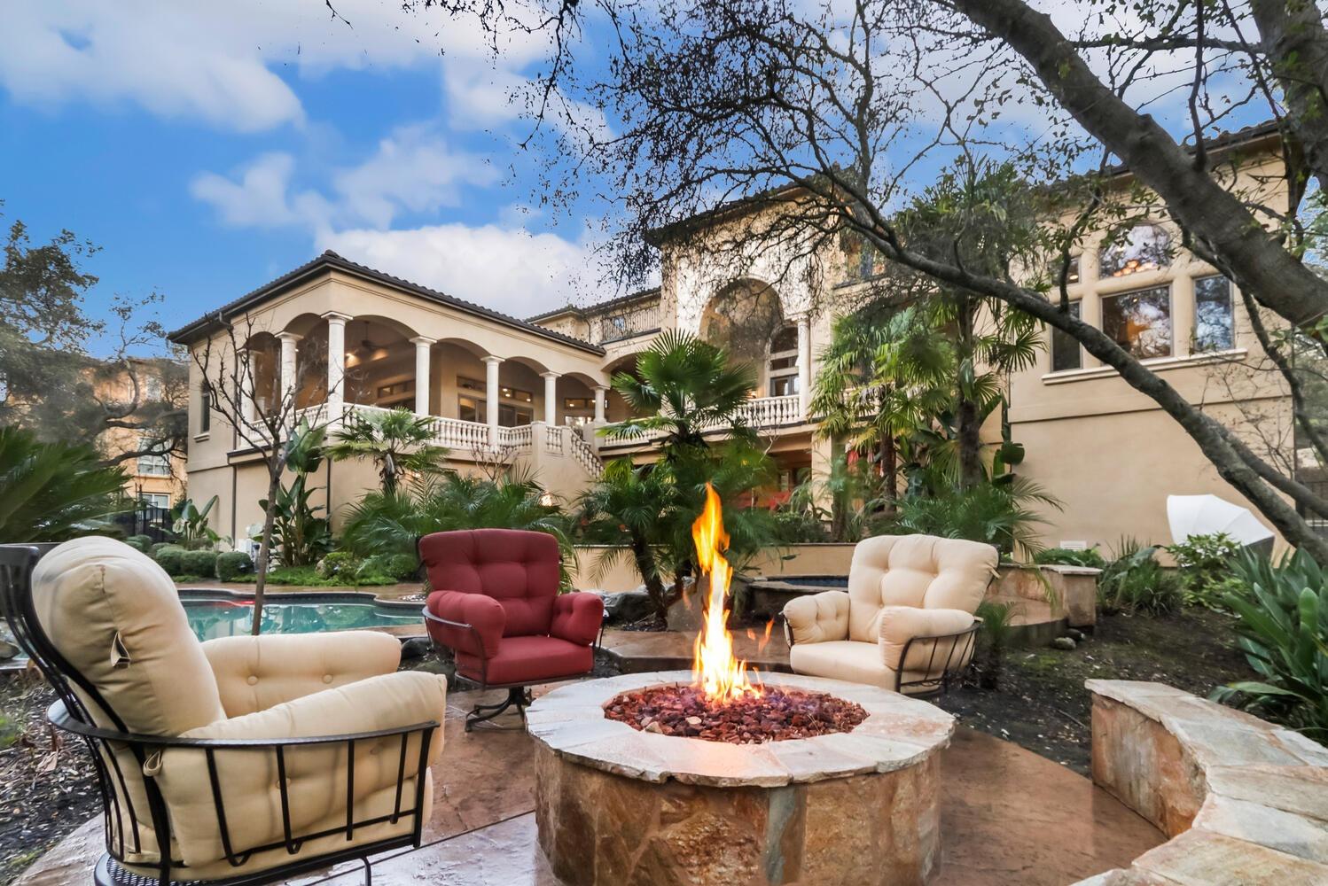 8930 N Seville Circle