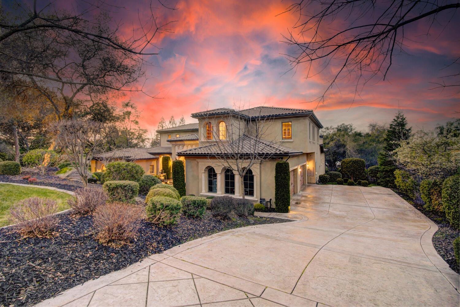 8930 N Seville Circle