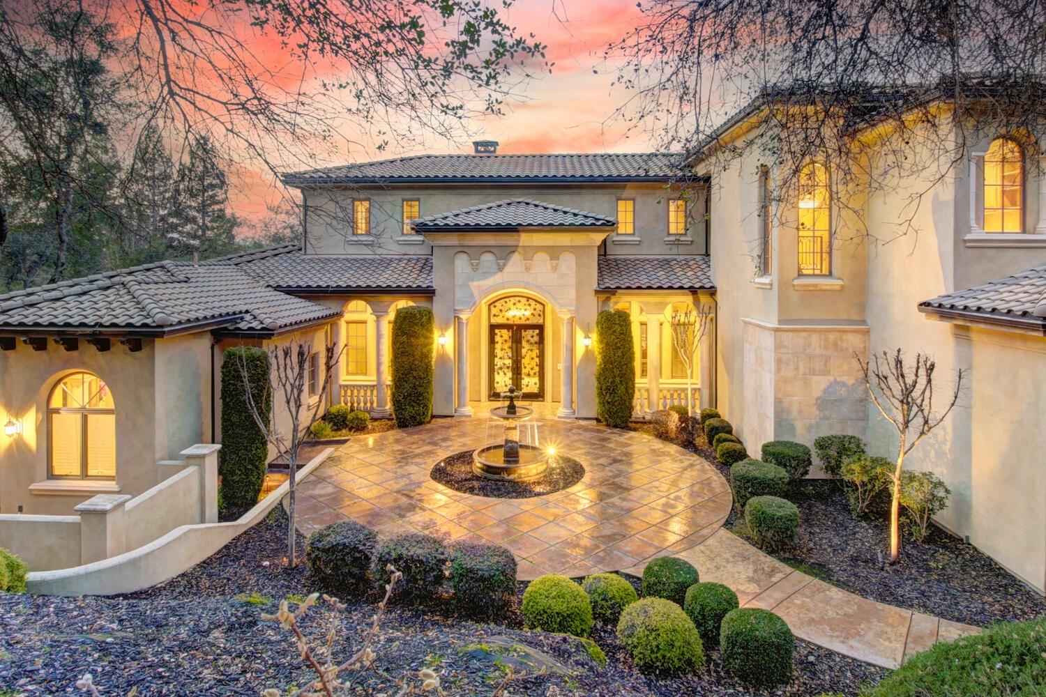 8930 N Seville Circle