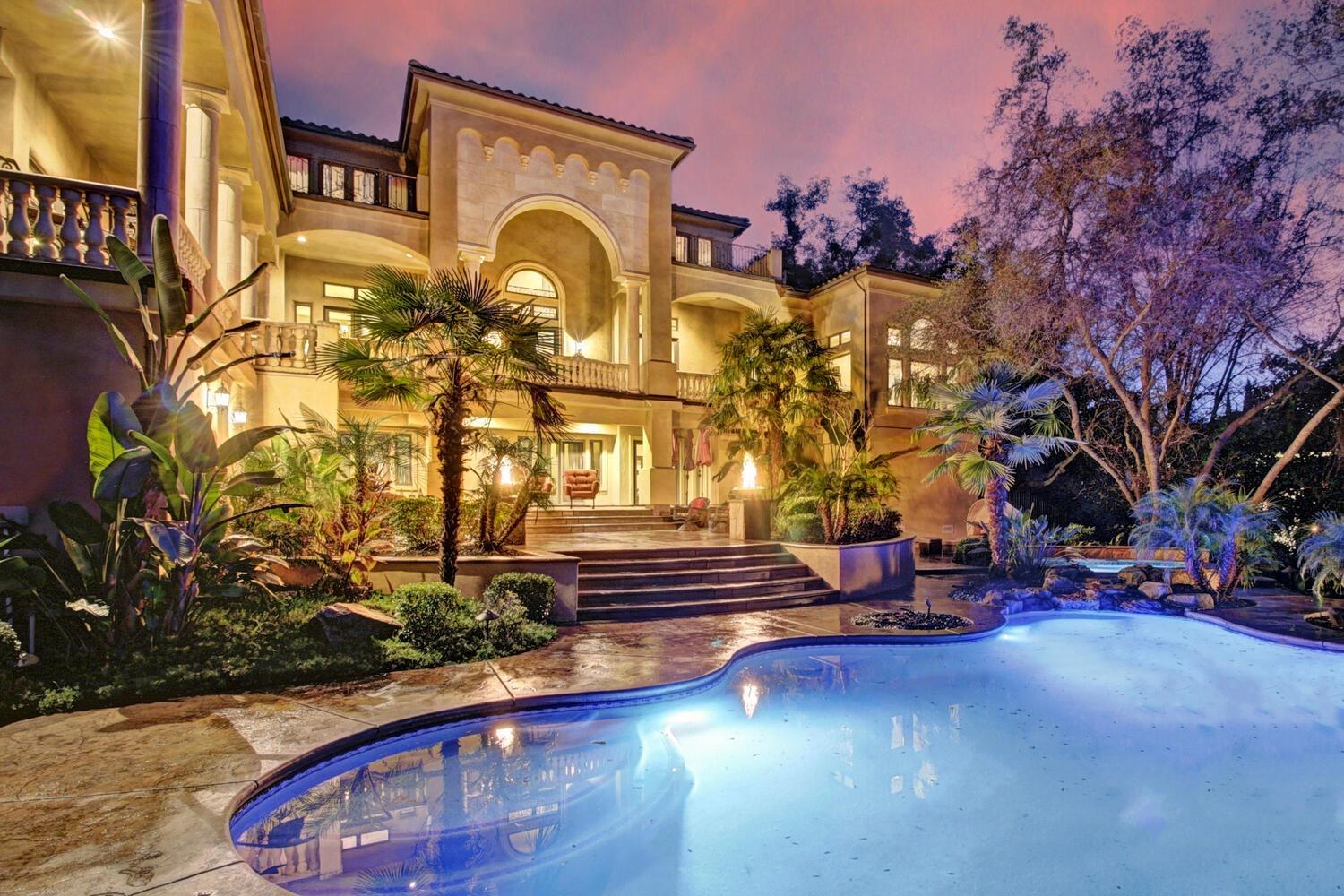 8930 N Seville Circle