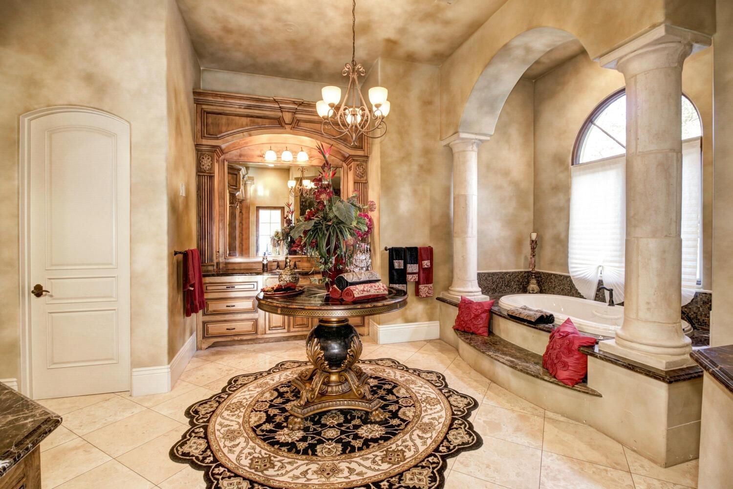 8930 N Seville Circle