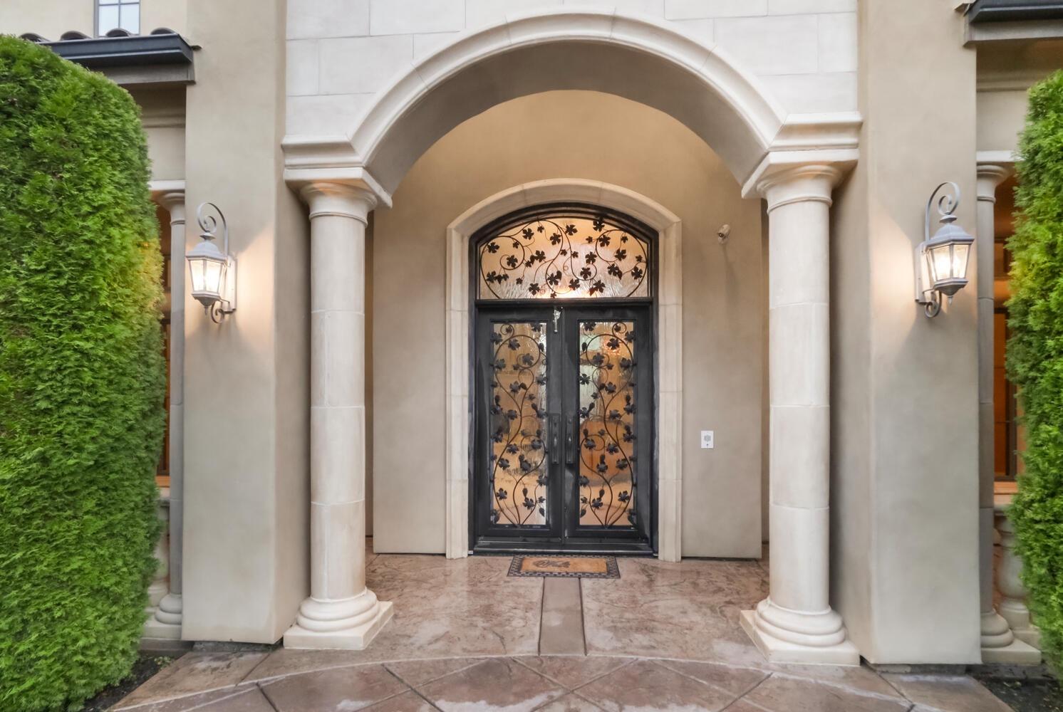 8930 N Seville Circle