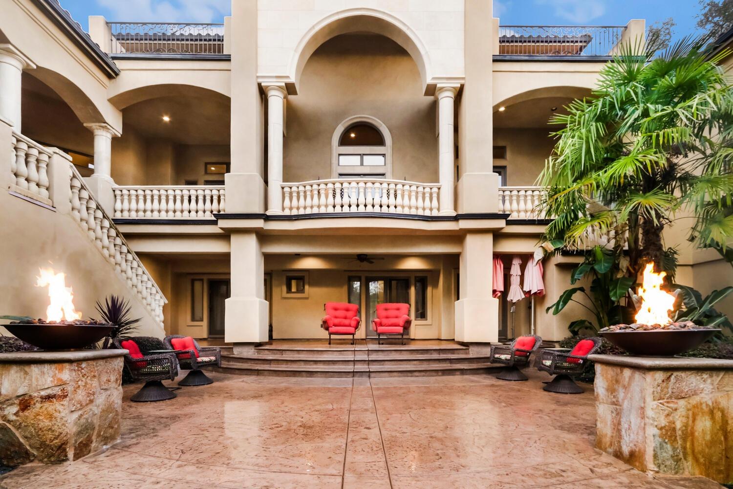 8930 N Seville Circle