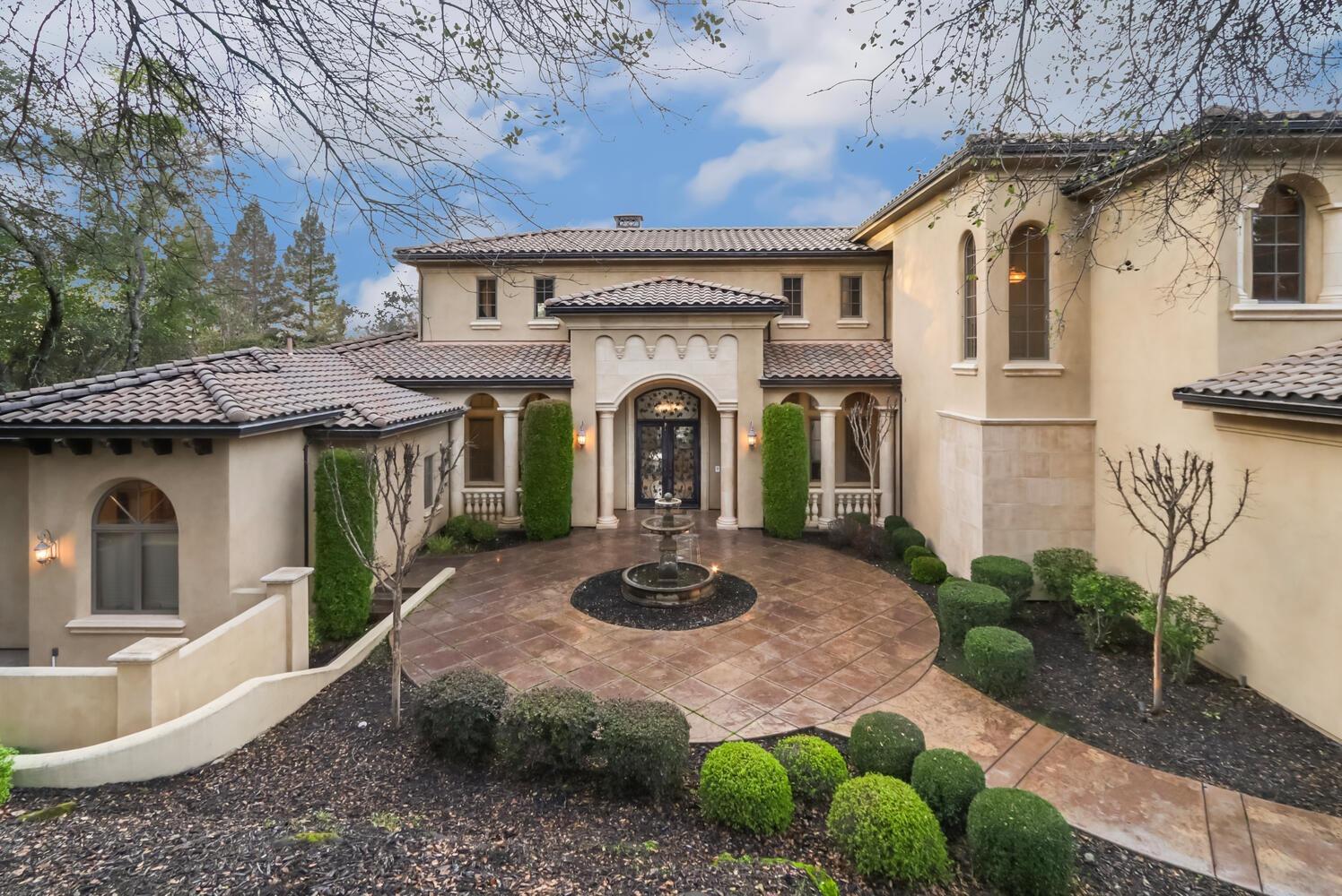 8930 N Seville Circle