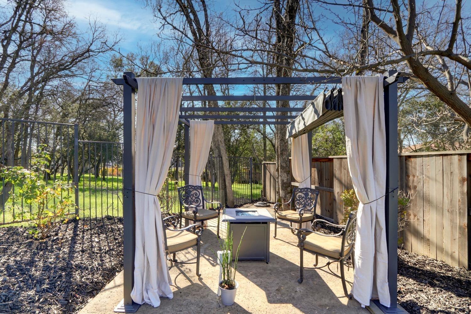 6101 Lockridge Drive