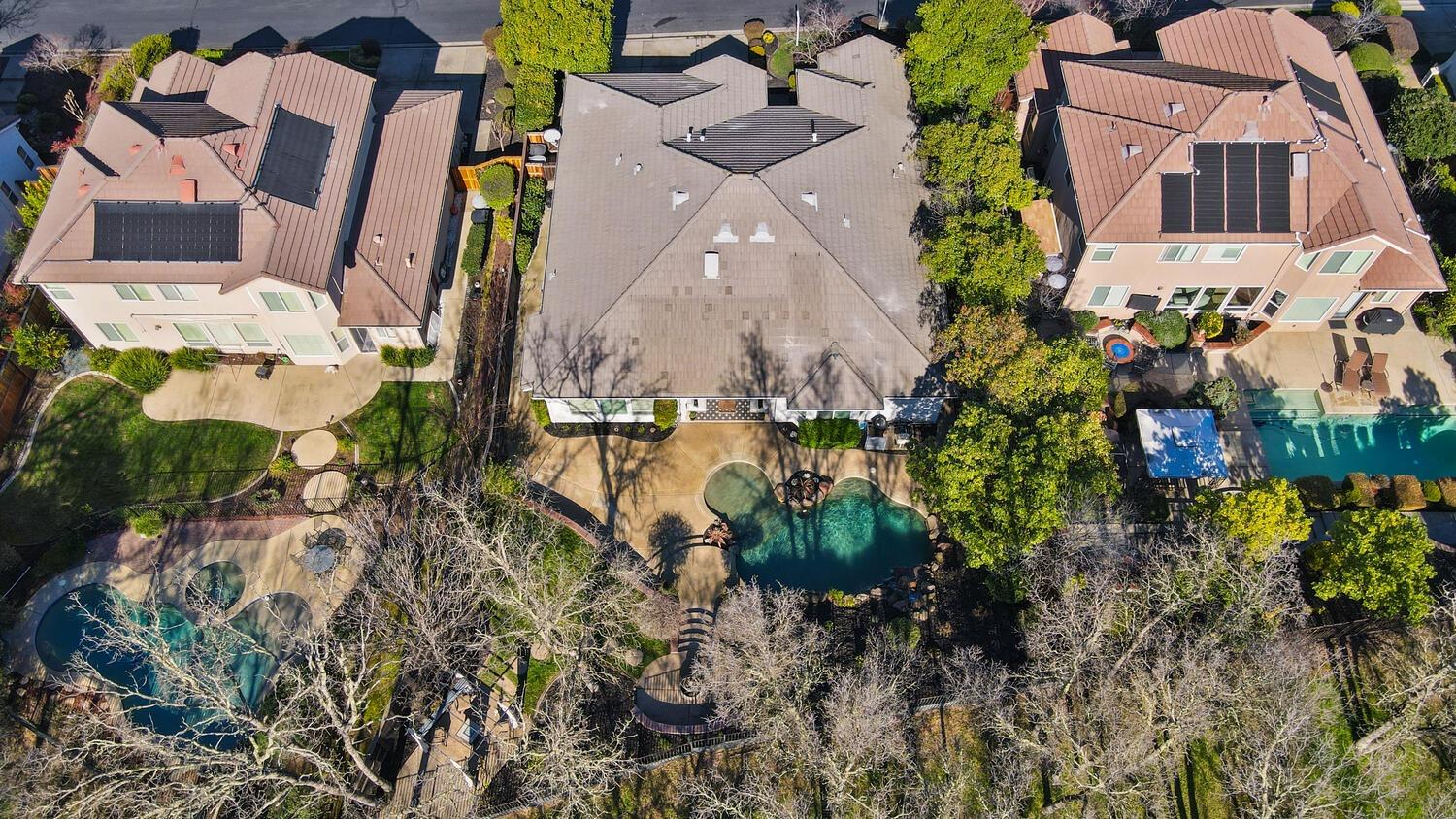 6101 Lockridge Drive