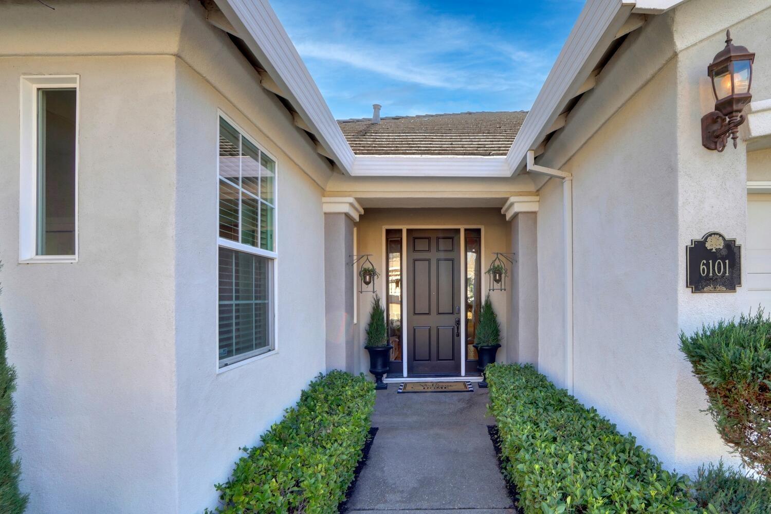 6101 Lockridge Drive