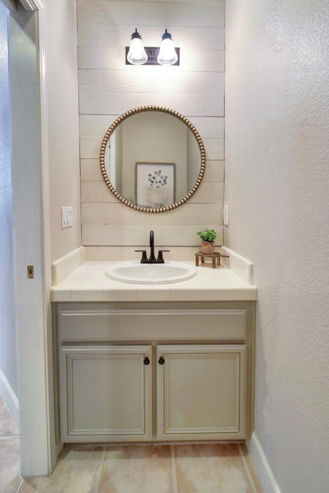 6101 Lockridge Drive