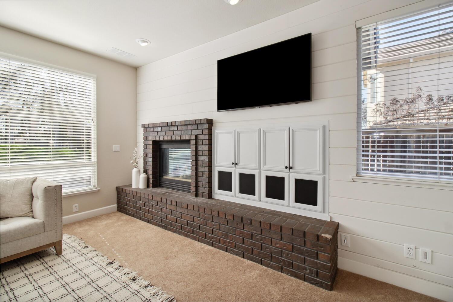 6101 Lockridge Drive