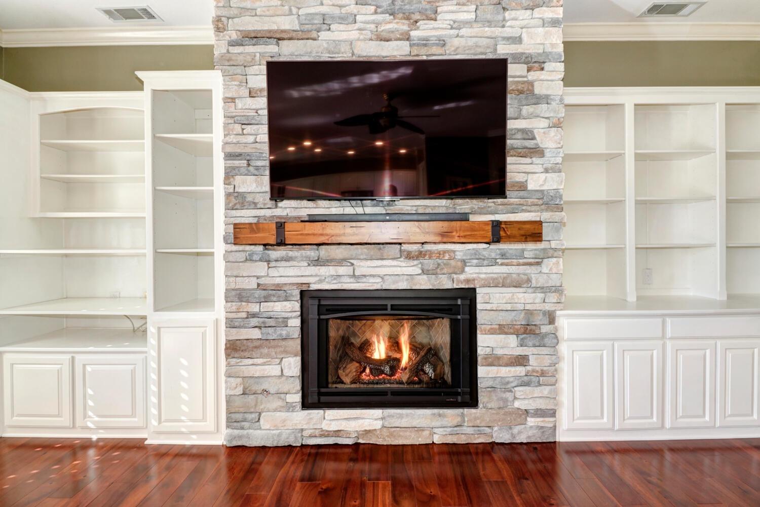 2003 Thornhill Drive