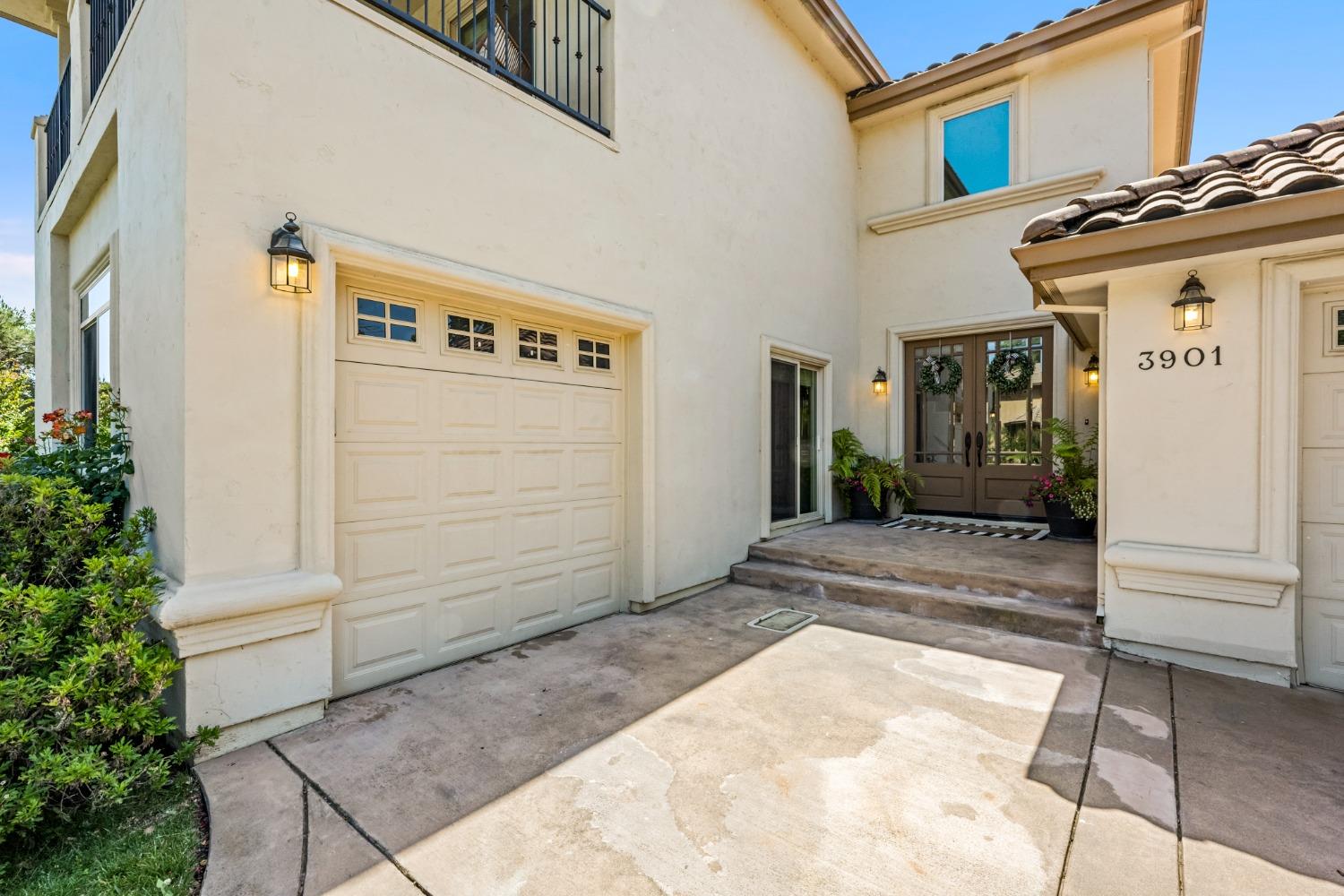 3901 Woodhouse Court