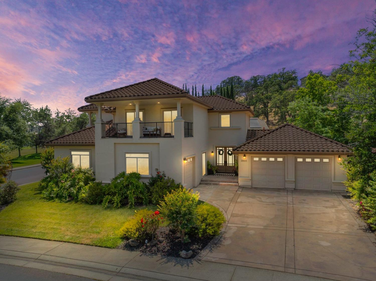 3901 Woodhouse Court