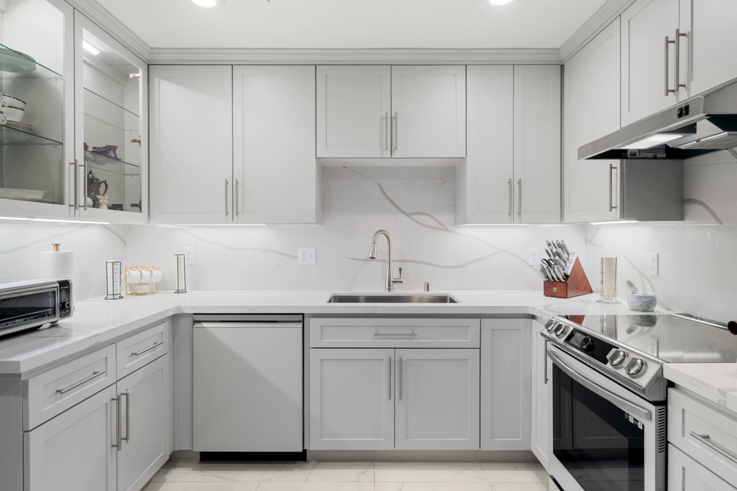 2371 Alta Garden Lane