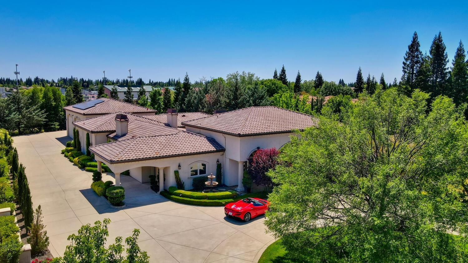 9210 Silverwood Court