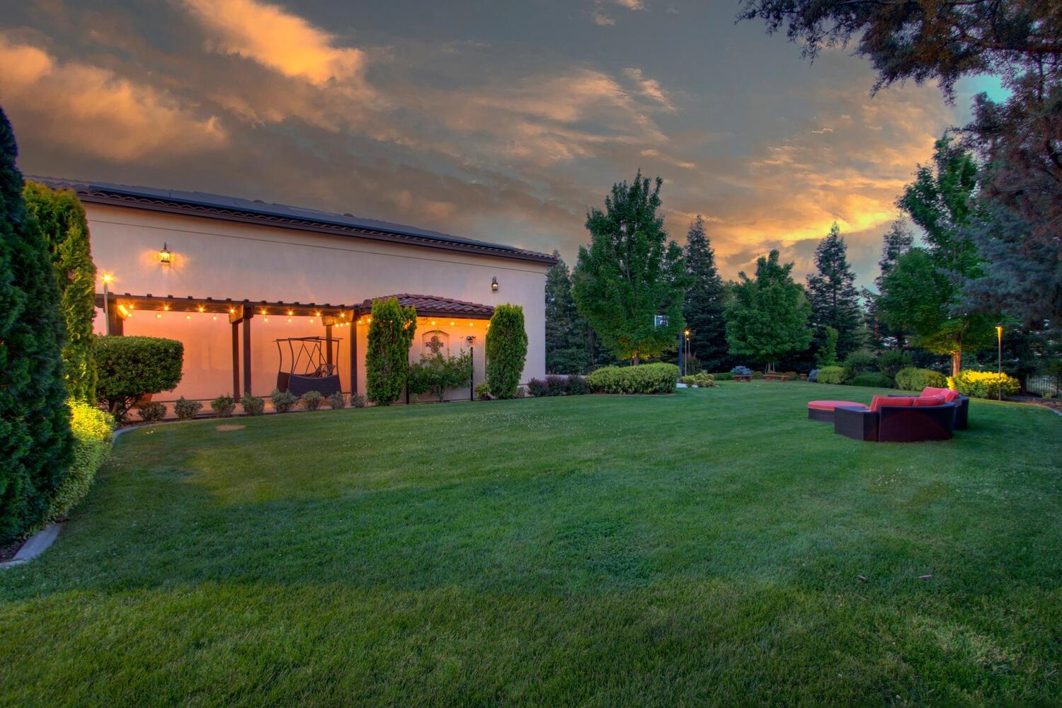 9210 Silverwood Court