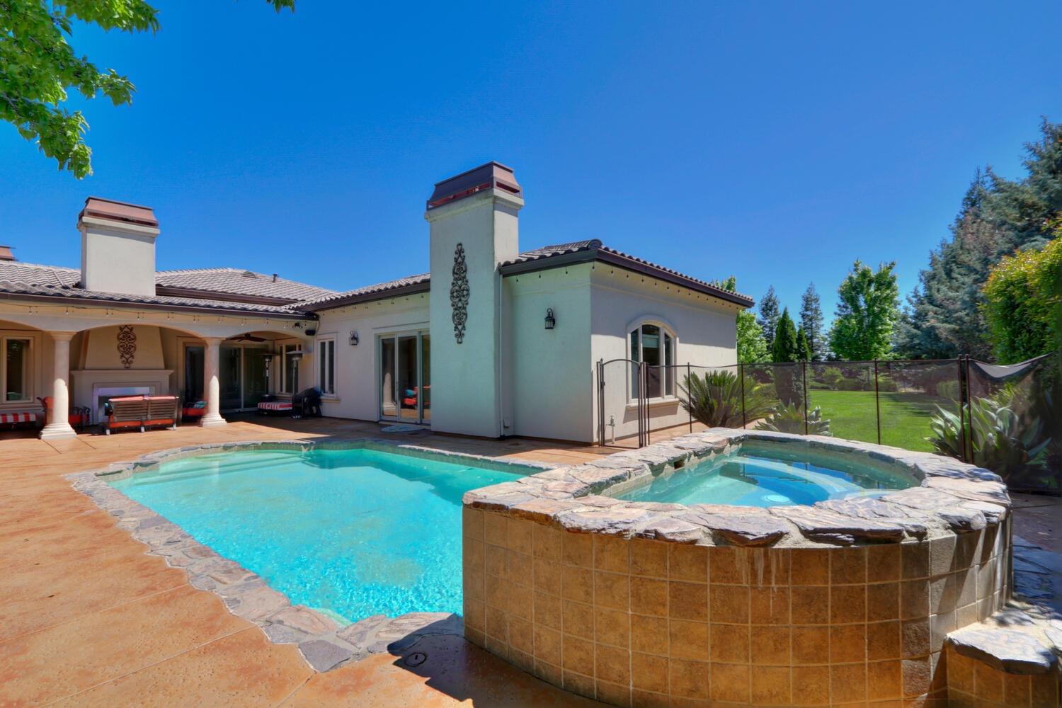 9210 Silverwood Court