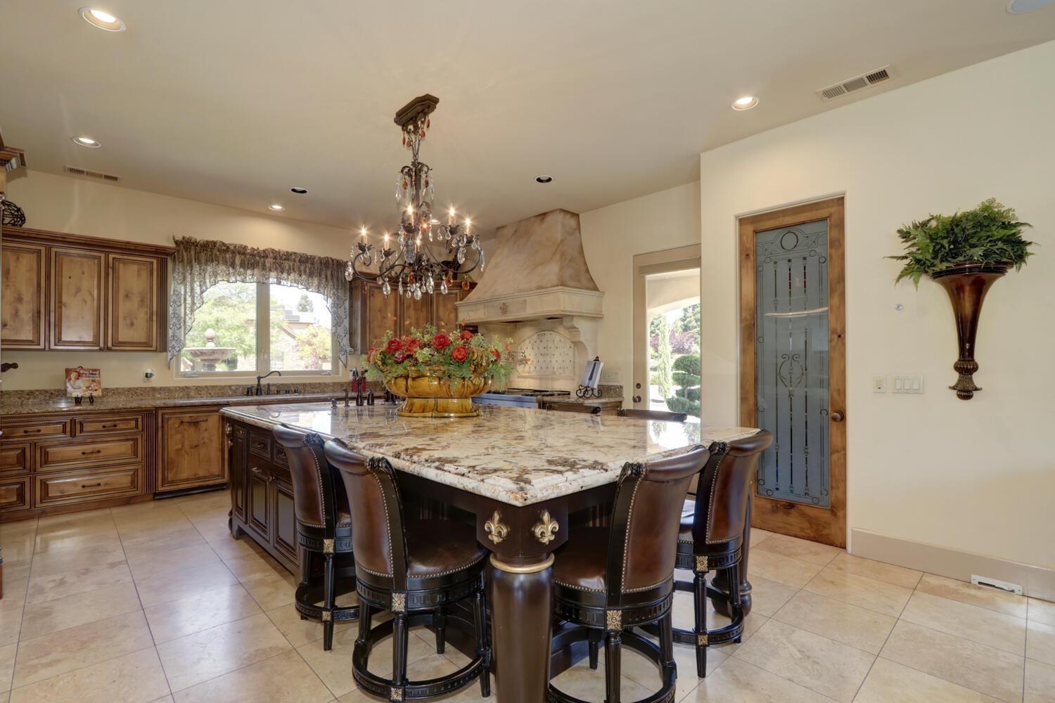 9210 Silverwood Court