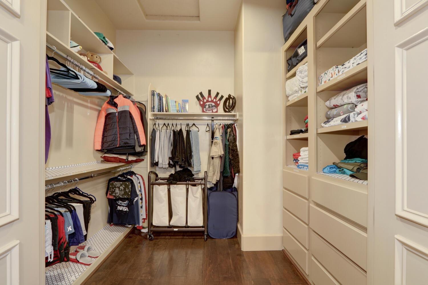 9210 Silverwood Court