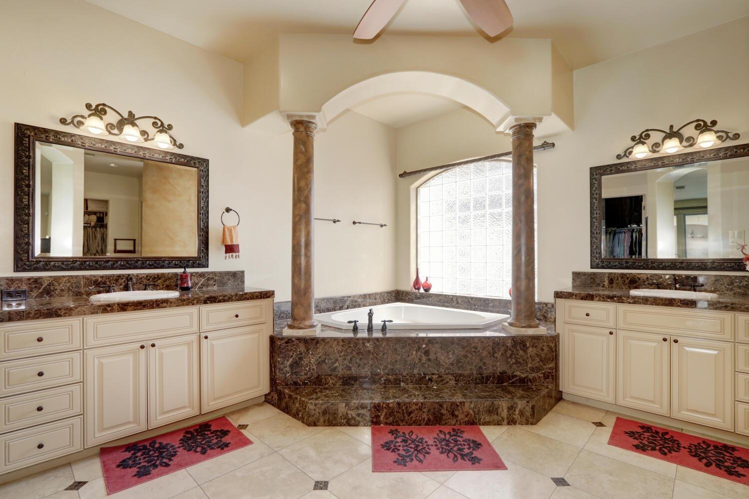 9210 Silverwood Court