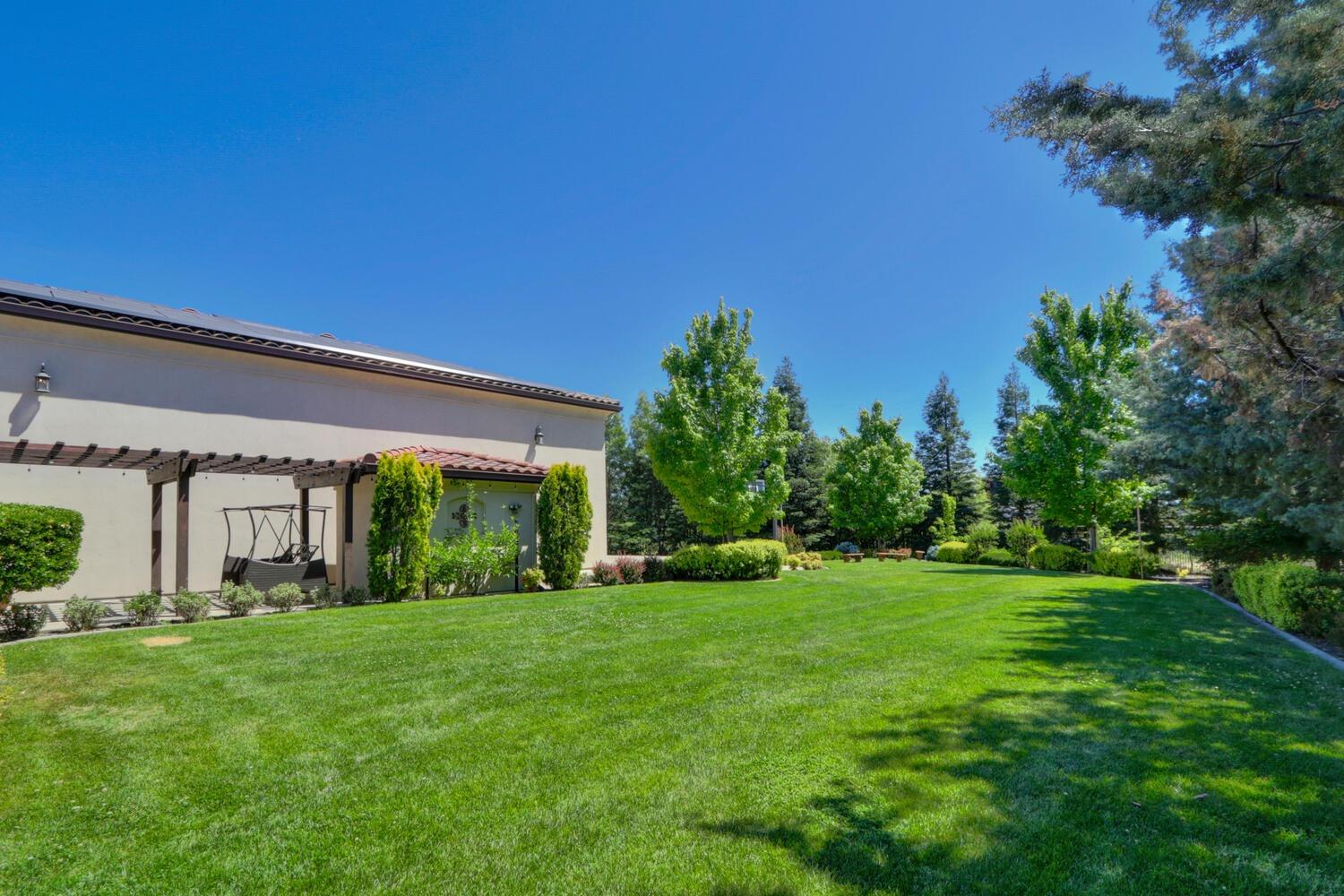 9210 Silverwood Court