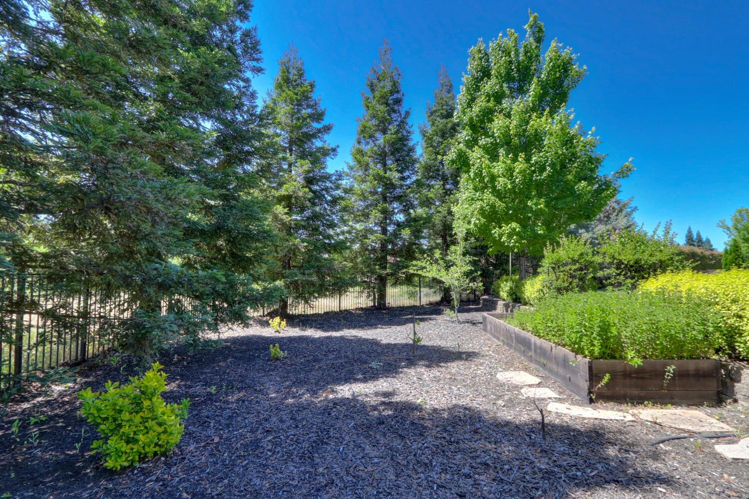 9210 Silverwood Court