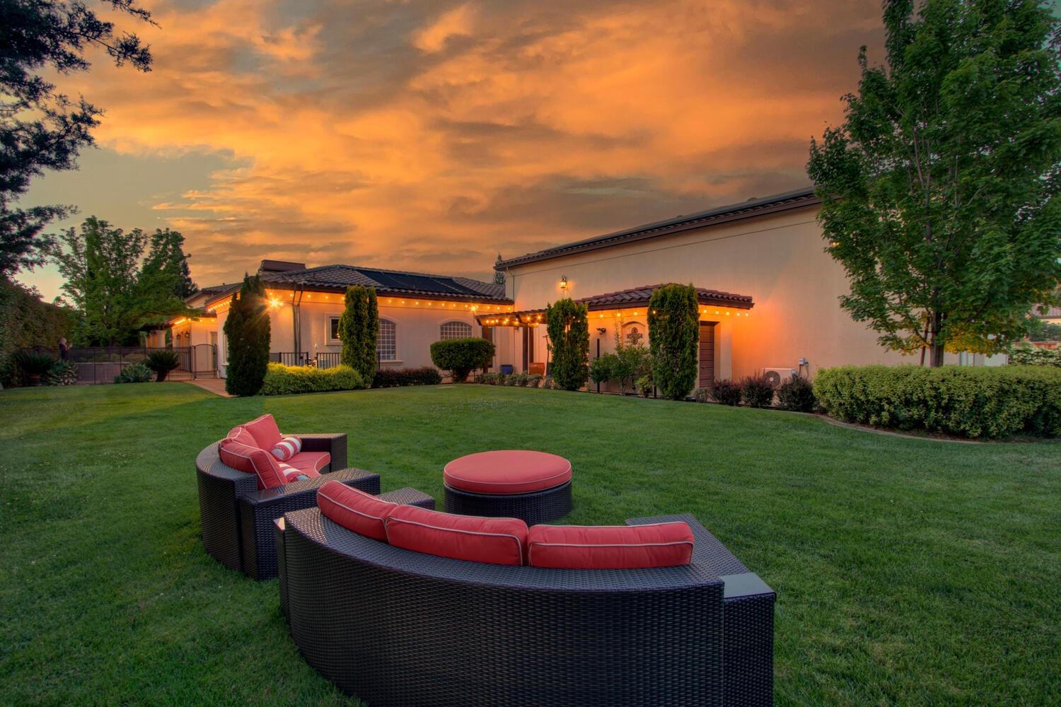 9210 Silverwood Court