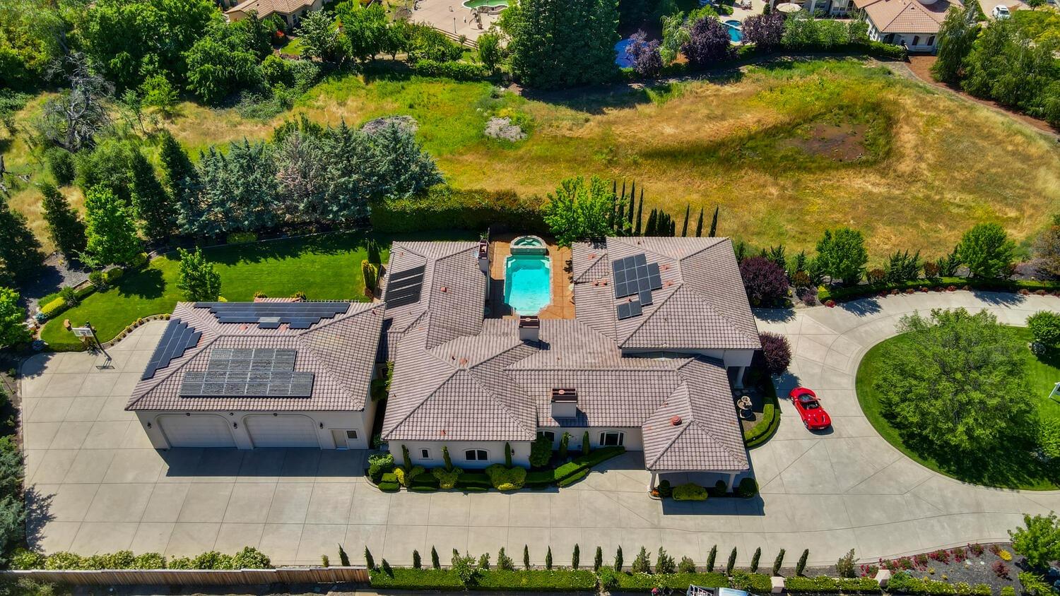 9210 Silverwood Court