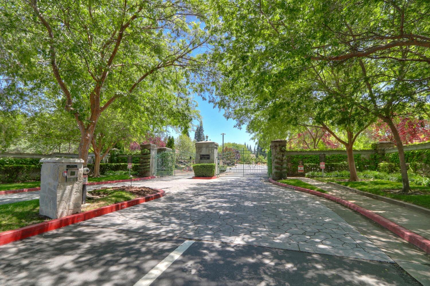 9210 Silverwood Court