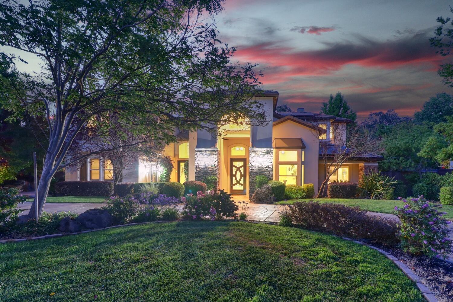 9162 Cedar Ridge Drive