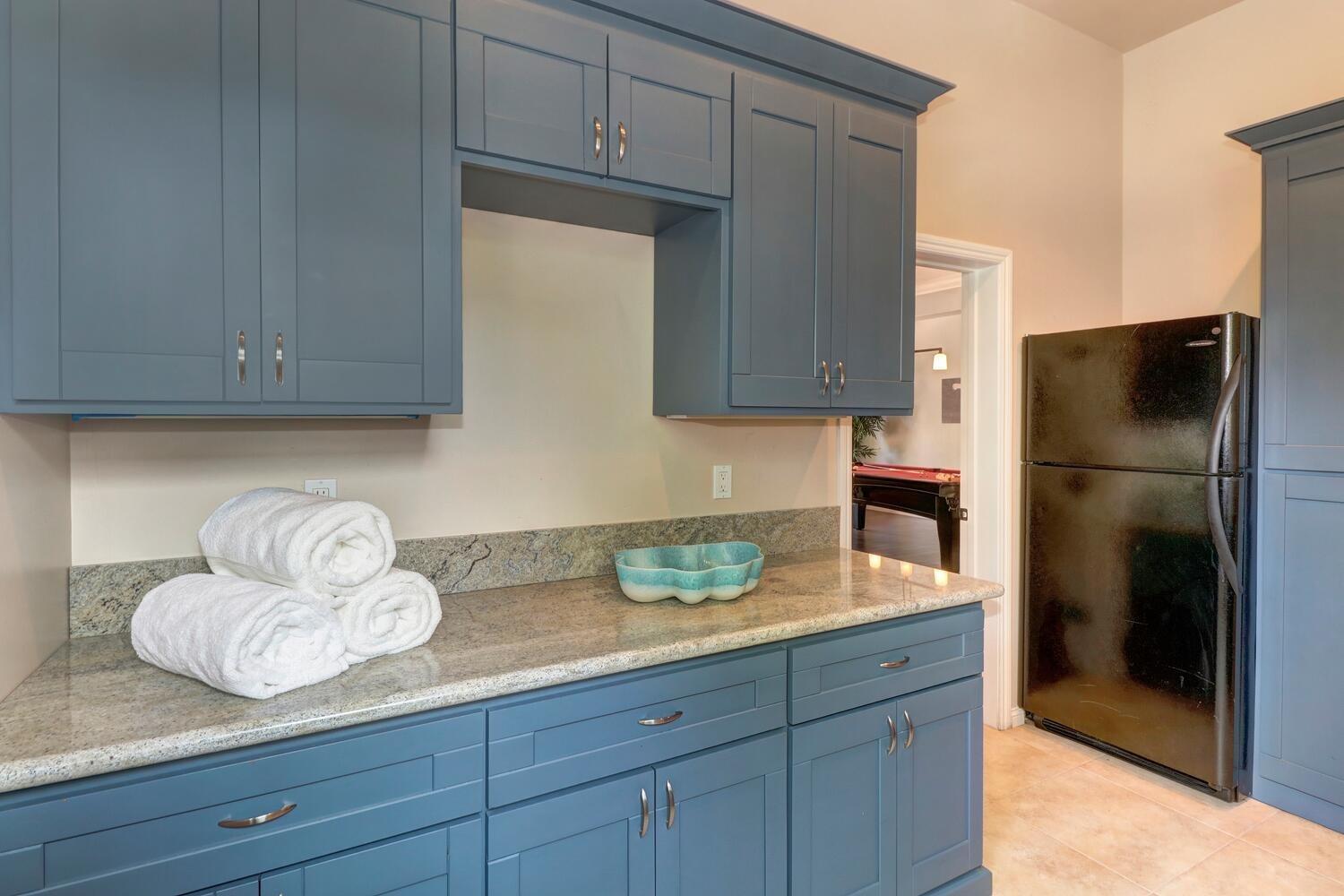 9162 Cedar Ridge Drive