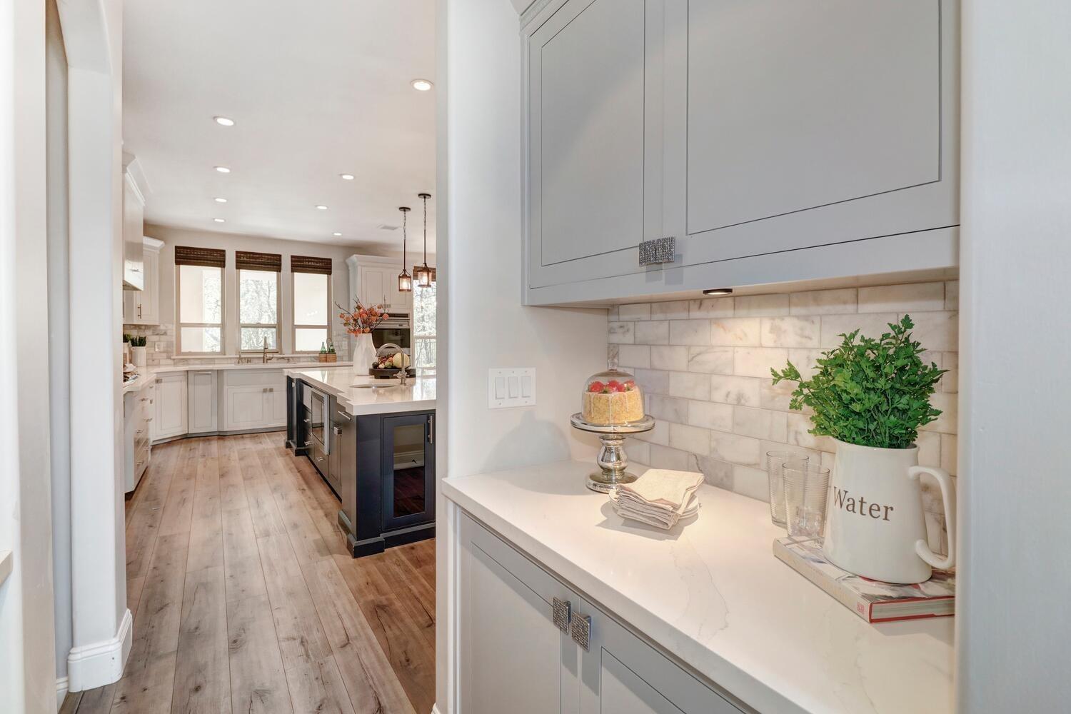 9162 Cedar Ridge Drive