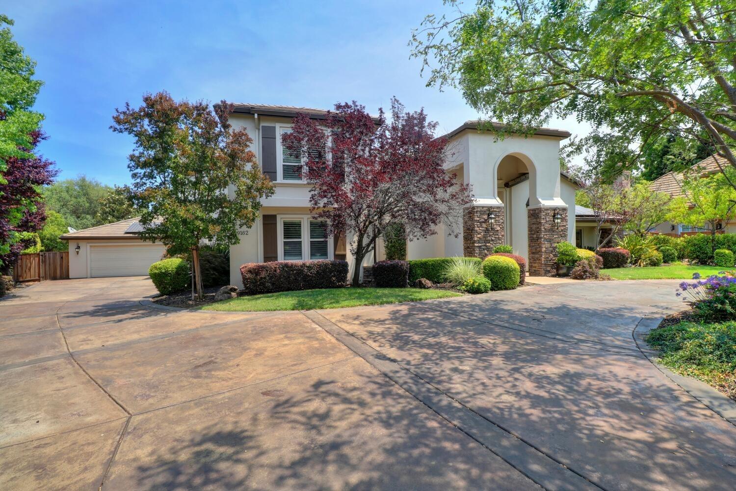 9162 Cedar Ridge Drive