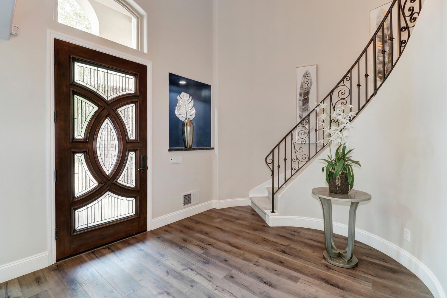 9162 Cedar Ridge Drive