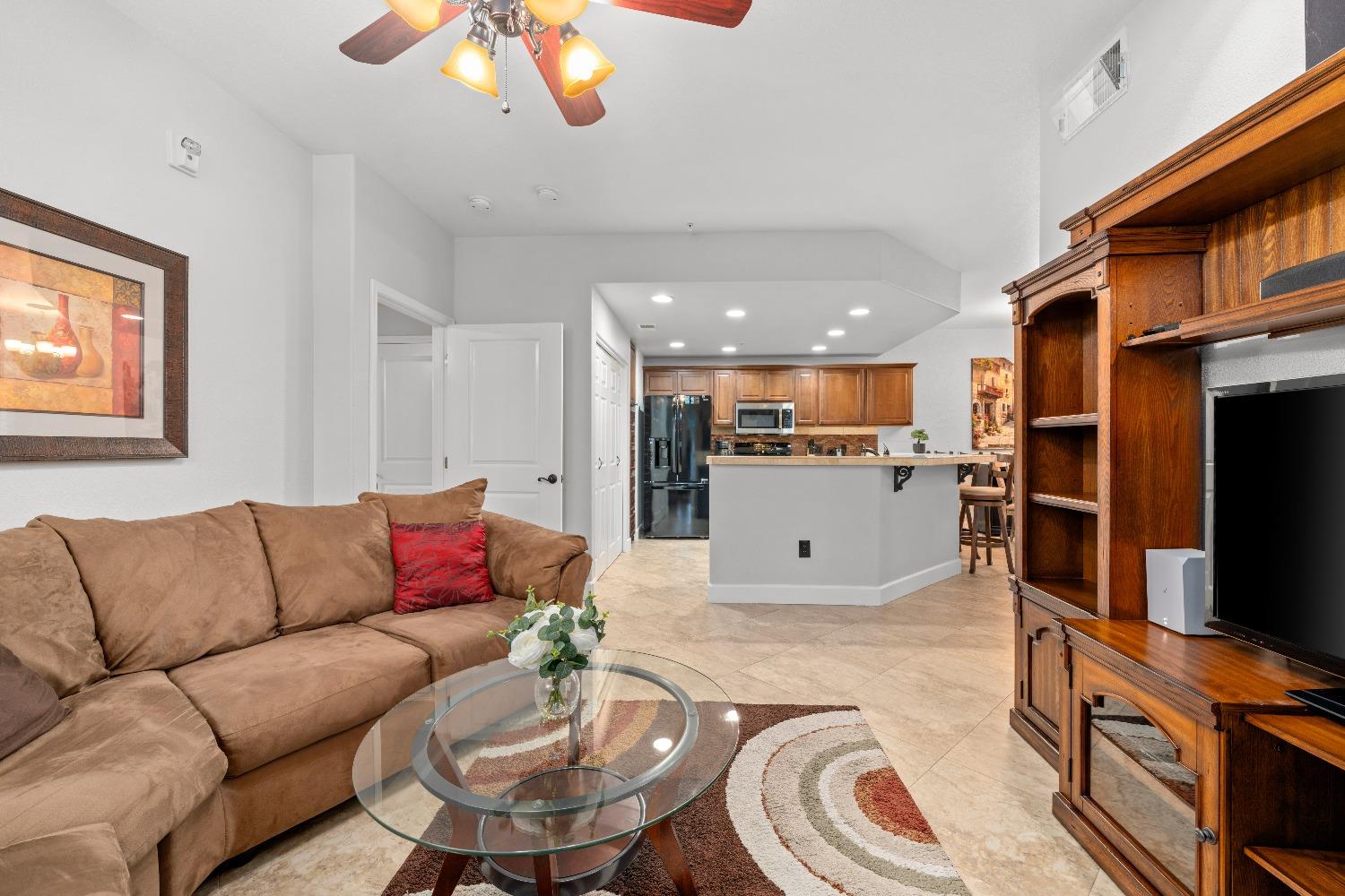 1501 Secret Ravine Parkway 1811