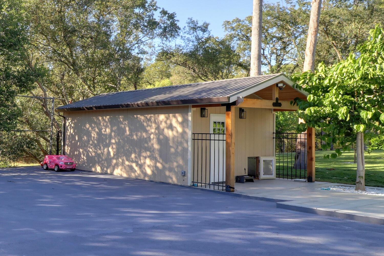 3855 Country Park Drive