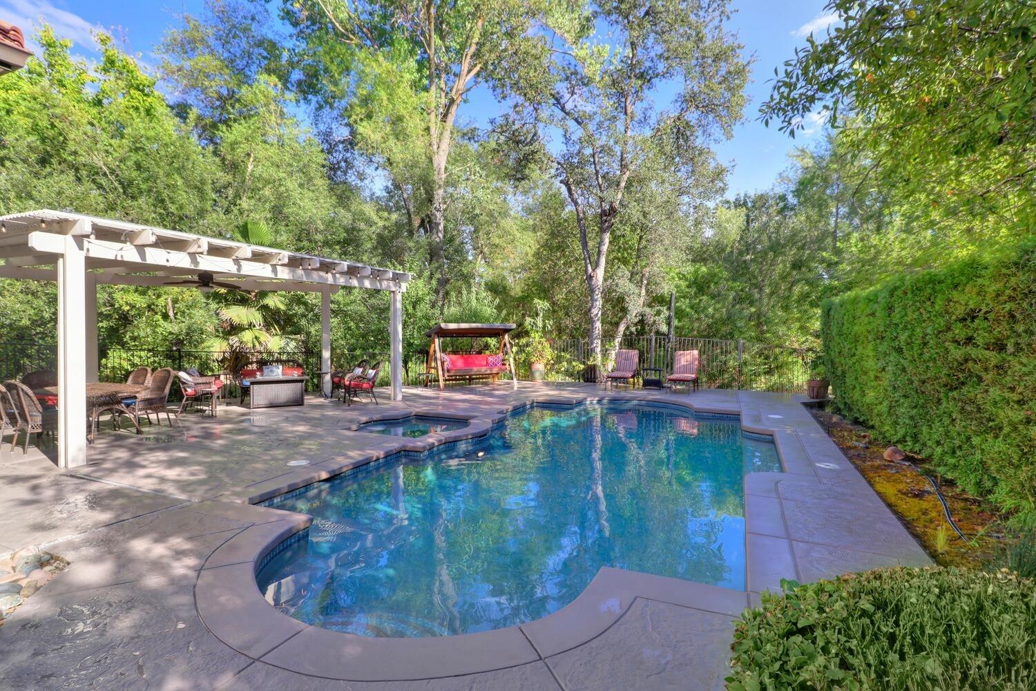 6010 Knightswood Way