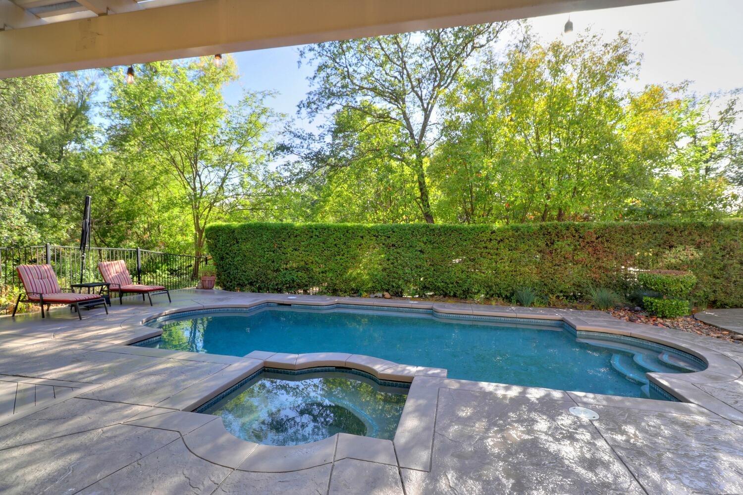 6010 Knightswood Way